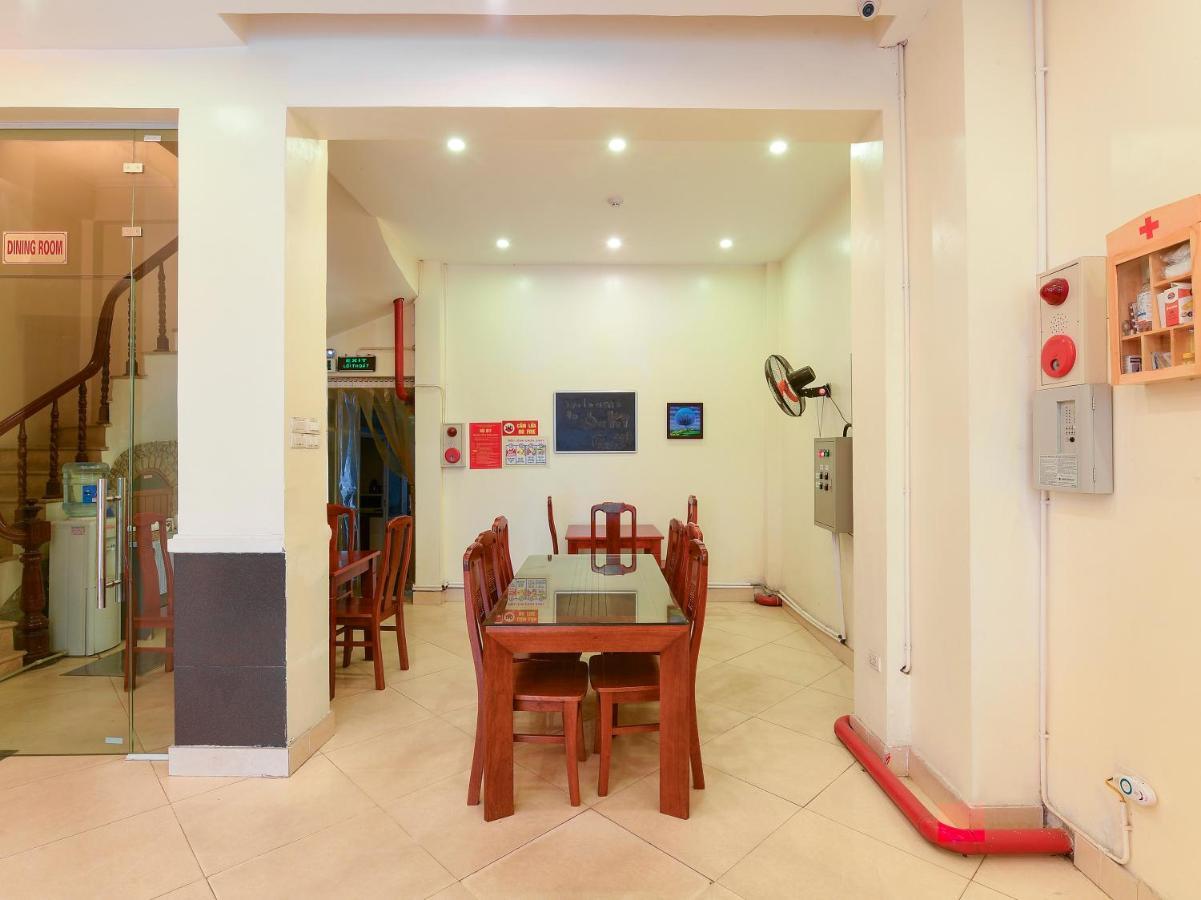 Oyo 210 Saki Hotel Hanoi Zewnętrze zdjęcie