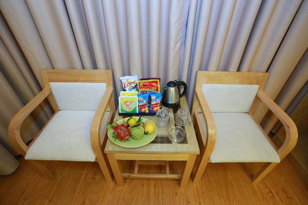 Oyo 210 Saki Hotel Hanoi Zewnętrze zdjęcie