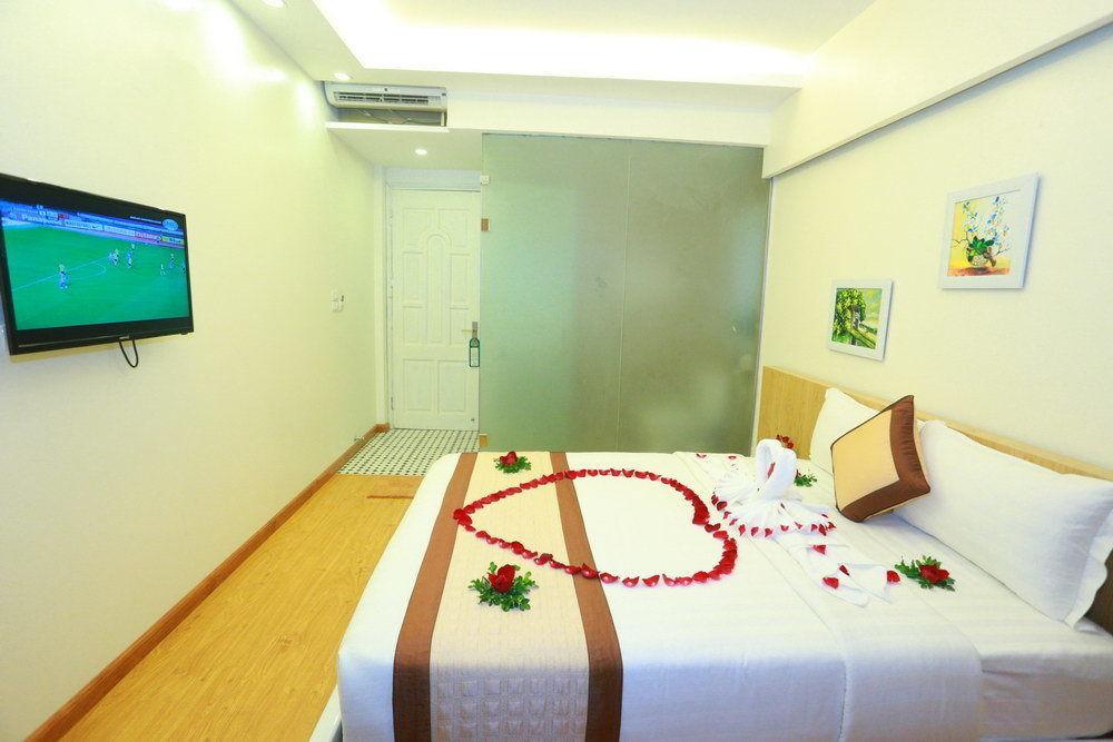 Oyo 210 Saki Hotel Hanoi Zewnętrze zdjęcie