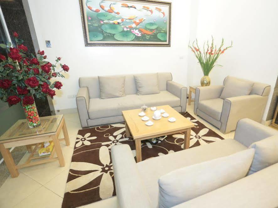 Oyo 210 Saki Hotel Hanoi Zewnętrze zdjęcie