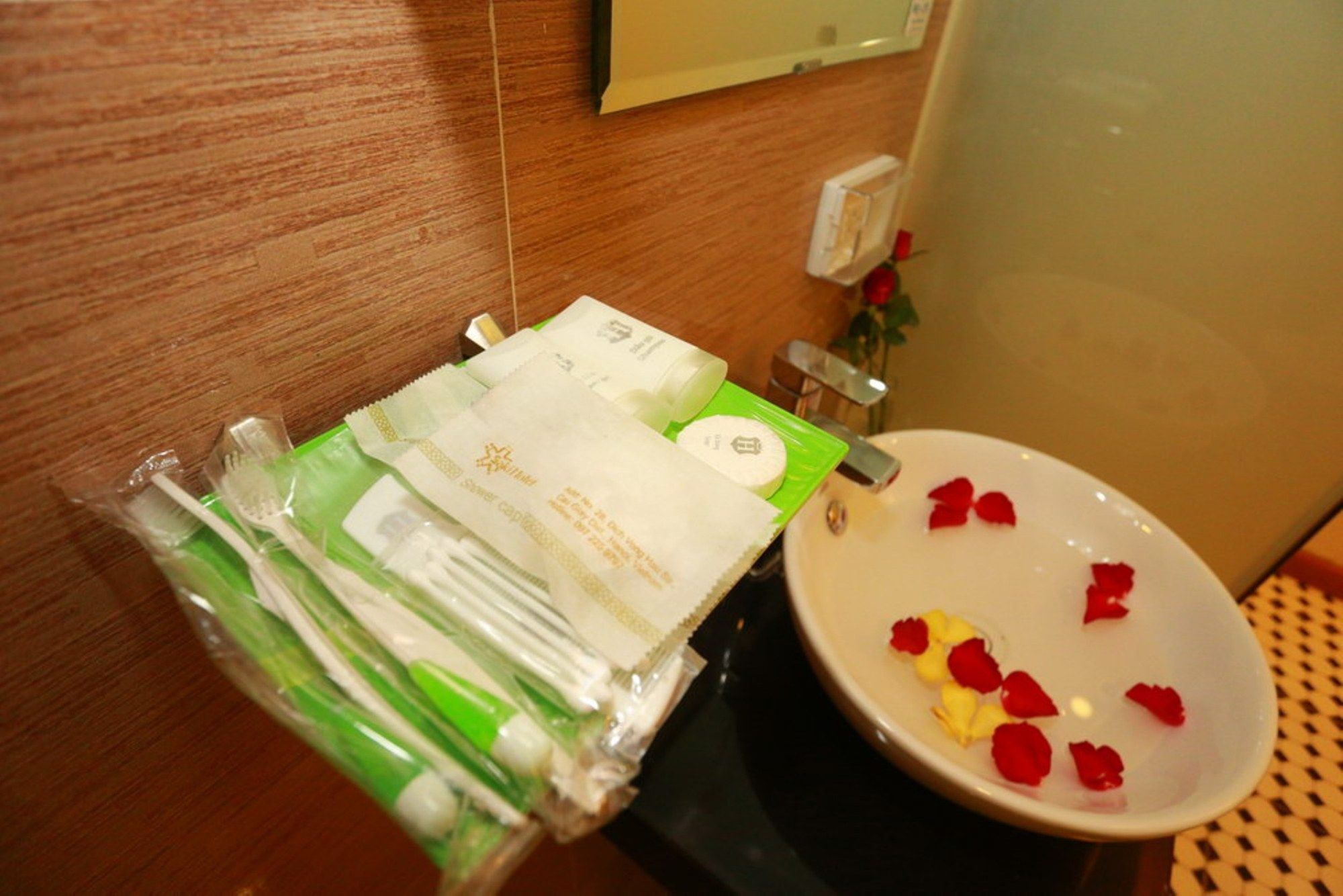 Oyo 210 Saki Hotel Hanoi Zewnętrze zdjęcie