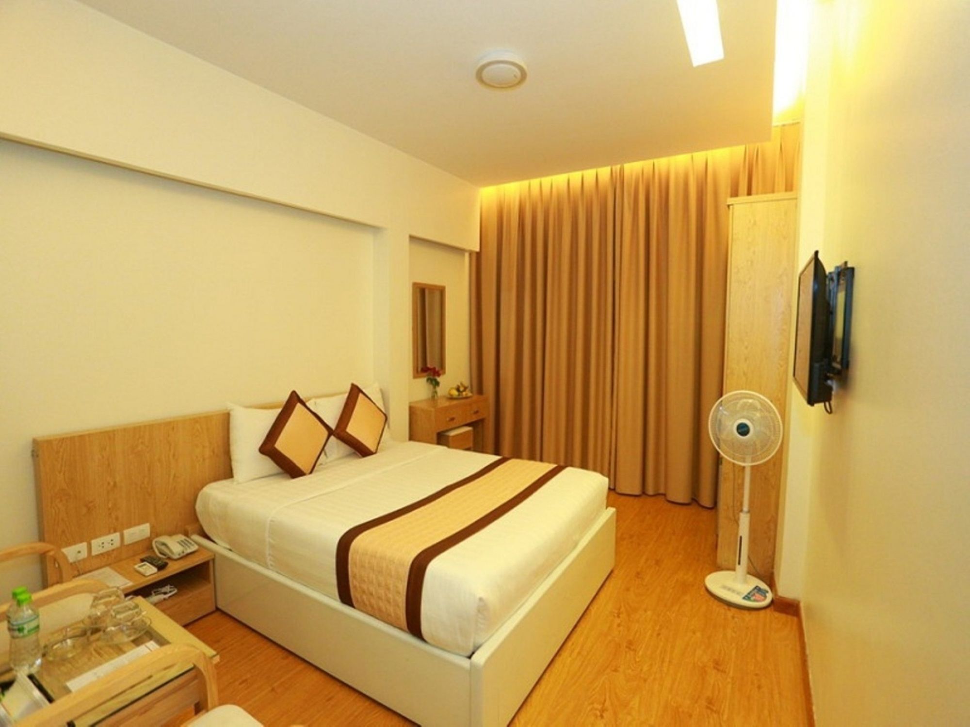 Oyo 210 Saki Hotel Hanoi Zewnętrze zdjęcie