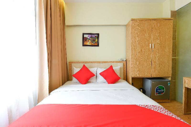 Oyo 210 Saki Hotel Hanoi Zewnętrze zdjęcie